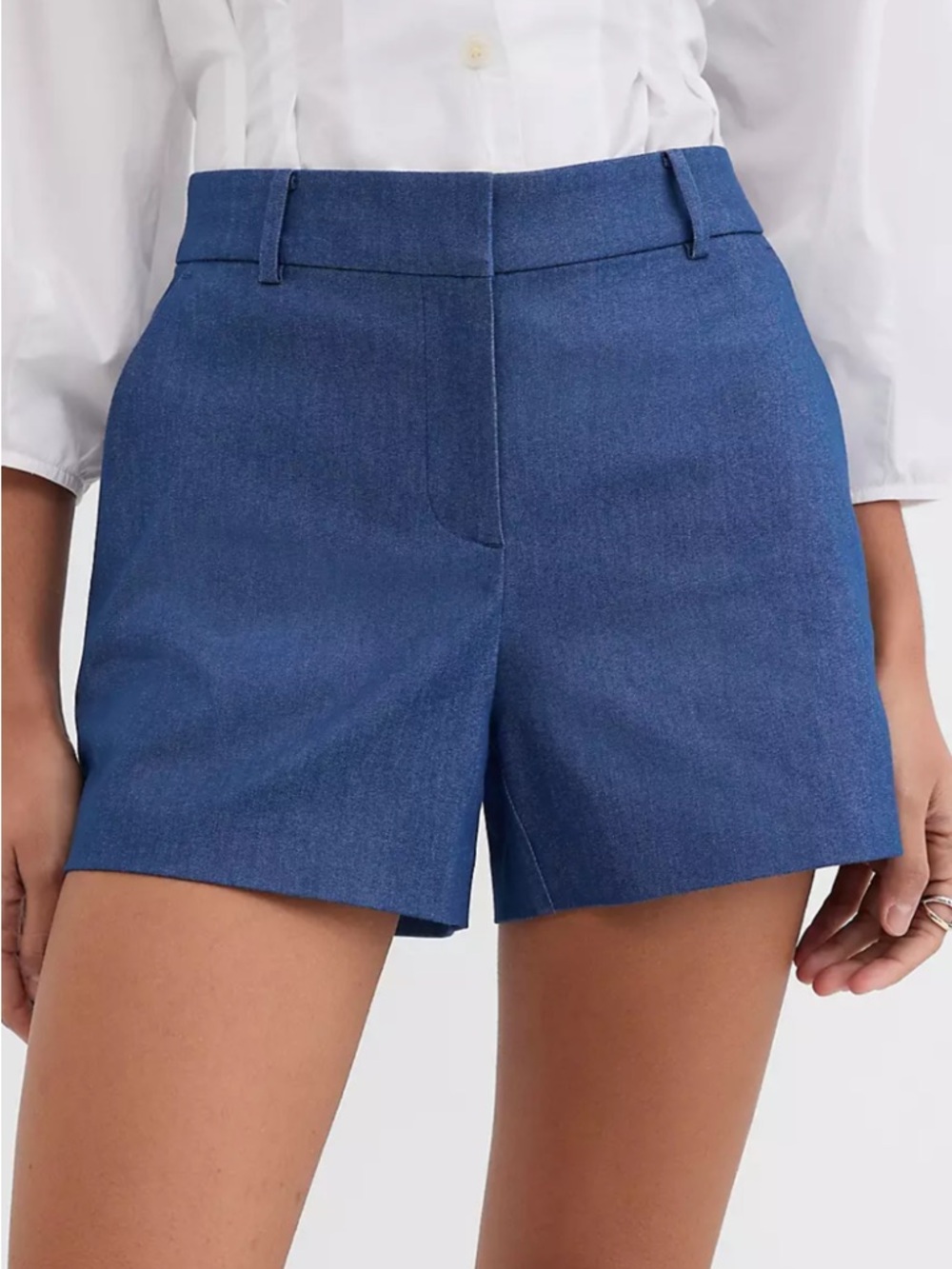 Loft - The Riviera Short - Blue Denim - size 6